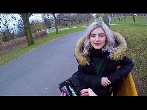 ❤️ Înghite sperma fierbinte a unui străin pentru bani - muie în parc de Eva Elfie ❤  at ro.trysex.ru ❤